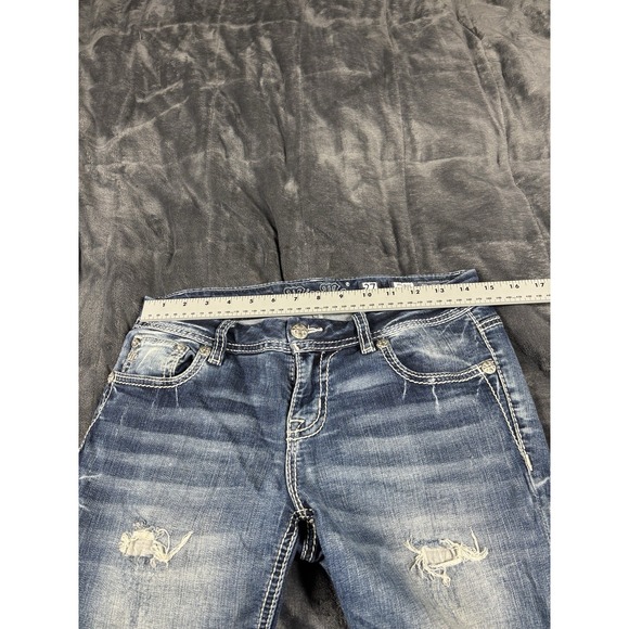 Miss Me Jeans Size 27 Mid-Rise Easy Crop Distressed American flag pocket - Picture 6 of 11